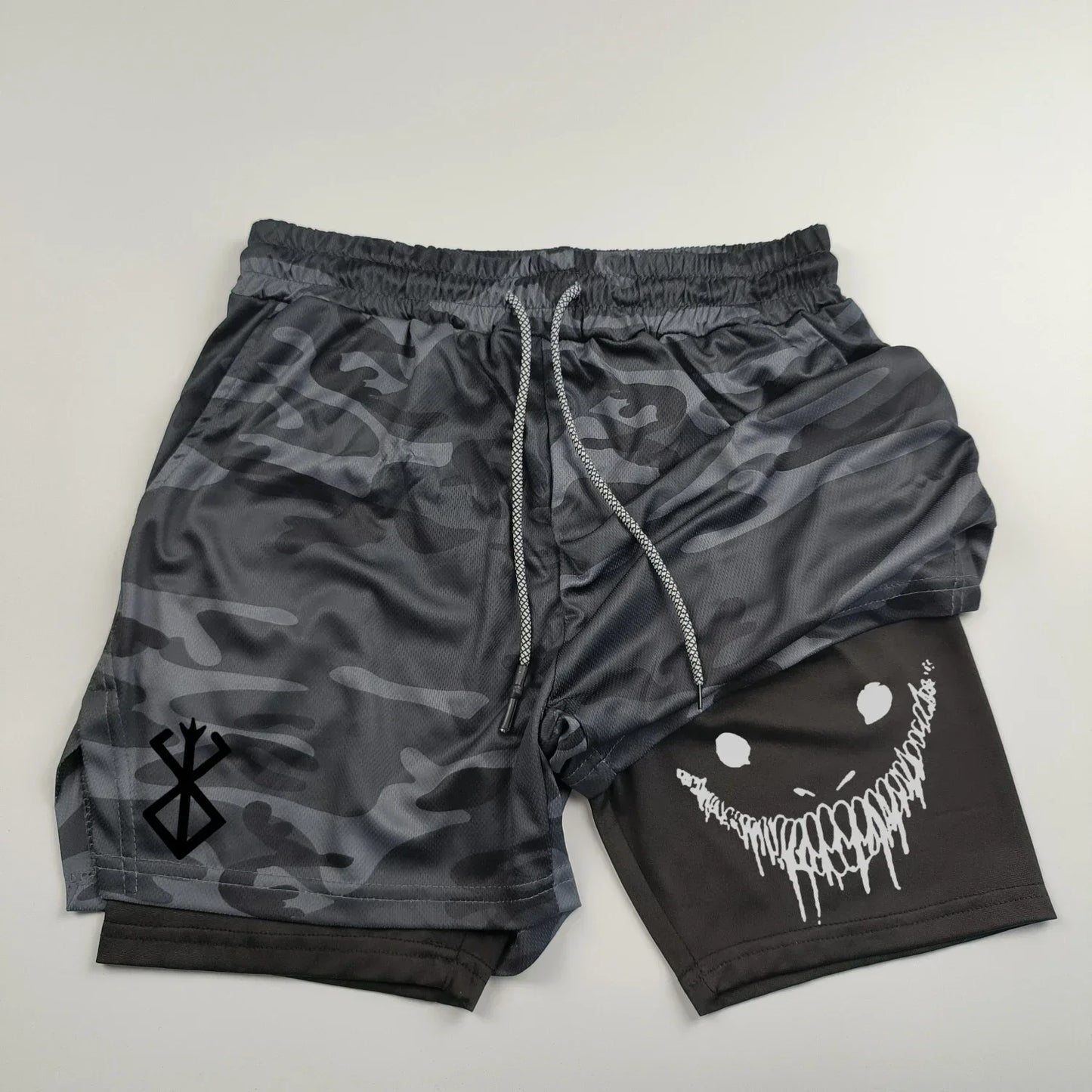 Gym Shorts – Sinister Smile, Berserk Unisex 